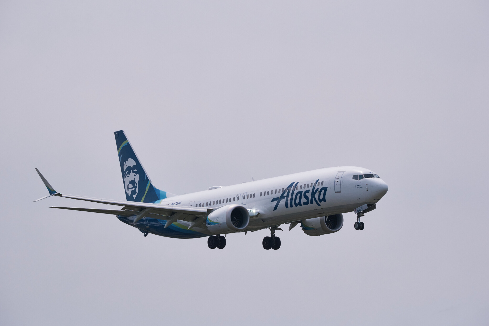 Alaska-Airlines-Boeing-737-MAX-9-N722AL.jpg