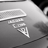 V12
